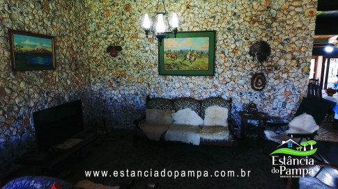 VAI ATE MANGUEIRA OVELHAS.00_05_20_23.Quadro068_bec83cf3922dc8c264d8044aab64d28a0cc2ba74.jpg